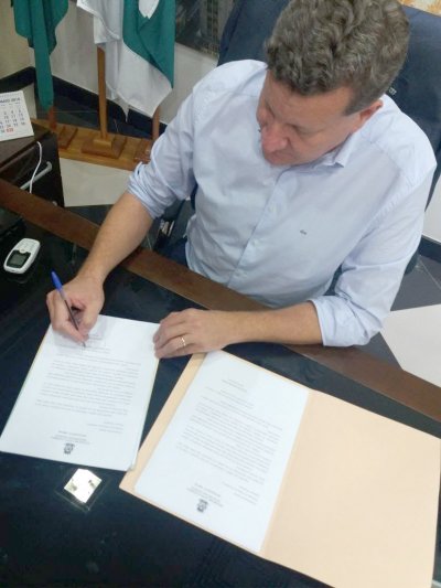 Projeto de Lei foi assinado pelo prefeito Luciano Buligon nesta quinta-feira (10) - Foto: Prefeitura de Chapecó