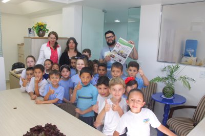 Crianças da 1ª série da Escola Cecília Meireles do período matutino visitaram o LÊ NOTÍCIAS (Foto: Vitória Schettini/LÊ)