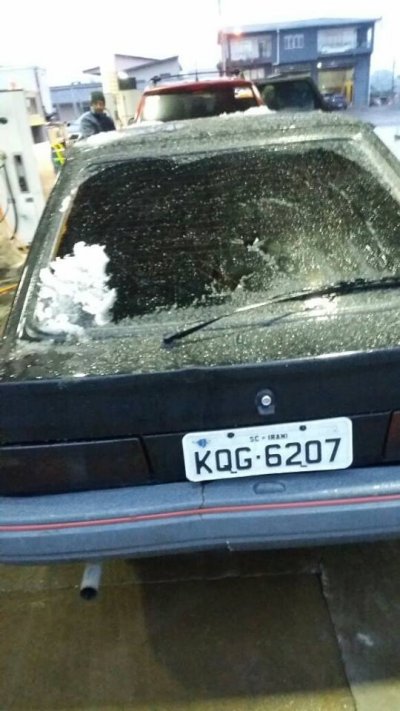 Neve granular foi registrada em Irani (Foto: Divulgação/LÊ)
