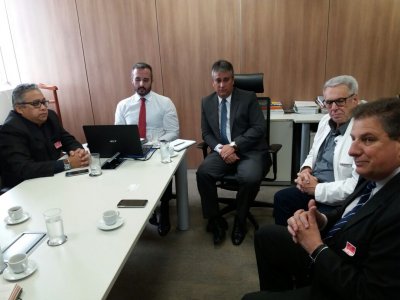 Reunião definiu futuro do Aeroporto Serafin Enoss Bertaso (Foto: Secretaria de Estado da Infraestrutura&#8203;)