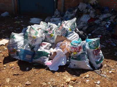 Resíduos foram encaminhados para a Amprex (Fotos: Comunidade Brasil/Divulgação/LÊ)