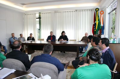 Comissão foi recebida pelo prefeito Lírio Dagort na tarde desta segunda-feira (26) | Foto: Prefeitura de Xaxim