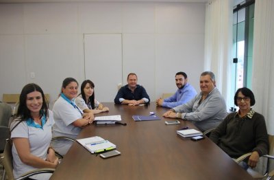Reunião afinou detalhes para vinda da Carreta do OdontoSesc para Xaxim (Foto: Prefeitura de Xaxim)