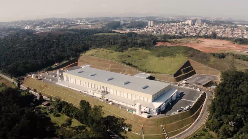 Nova unidade funciona em Arujá e distribui 25.000 toneladas de produtos industrializados por mês para atender a região metropolitana de São Paulo, litoral e outras importantes cidades da região Sudeste
