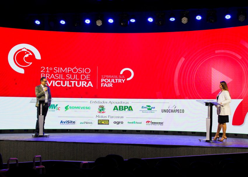 O 21º Simpósio Brasil Sul de Avicultura teve recorde de inscrições.