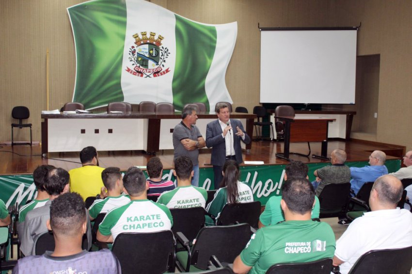Ato teve a participação do prefeito de Chapecó, Luciano Buligon