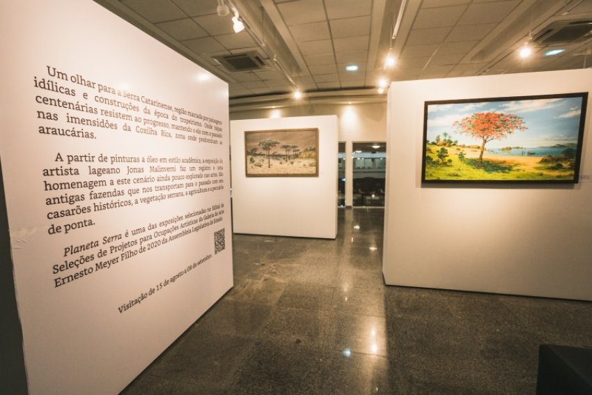 A exposição segue aberta até o dia 08 de setembro na Galeria Ernesto Meyer Filho, localizada no hall da Assembleia Legislativa