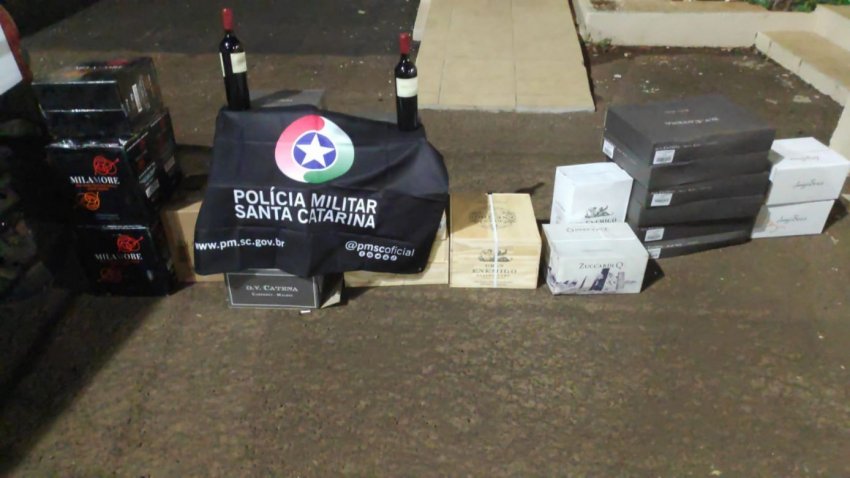 Caixas de vinhos de origem argentina foram apreendidas por descaminho