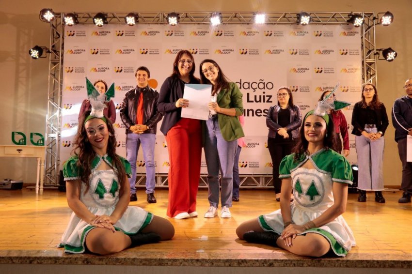 A Escola Municipal Dirce Salete Dall`Agnol, de Xaxim, ficou em 9º lugar no Prêmio Escola Cidadã, recebendo R$ 500 por seu projeto de ações conscientes e reciclagem