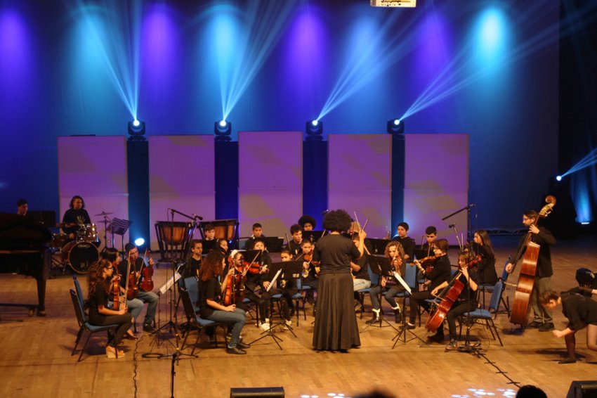 Mais de 300 músicos se reuniram no 7º Encontro Brasileiro de Orquestras, em Chapecó (Foto: Unochapecó)