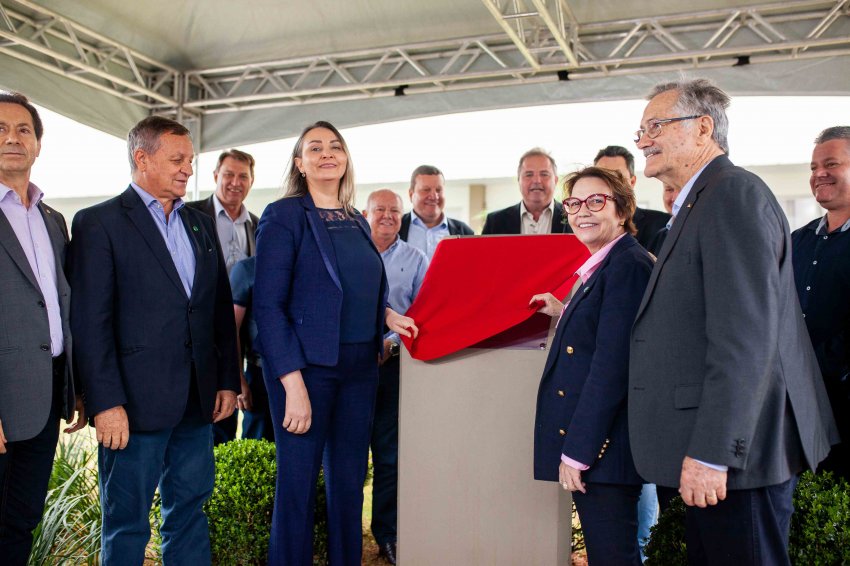 Inauguração da unidade industrial teve a presença da ministra Tereza Cristina