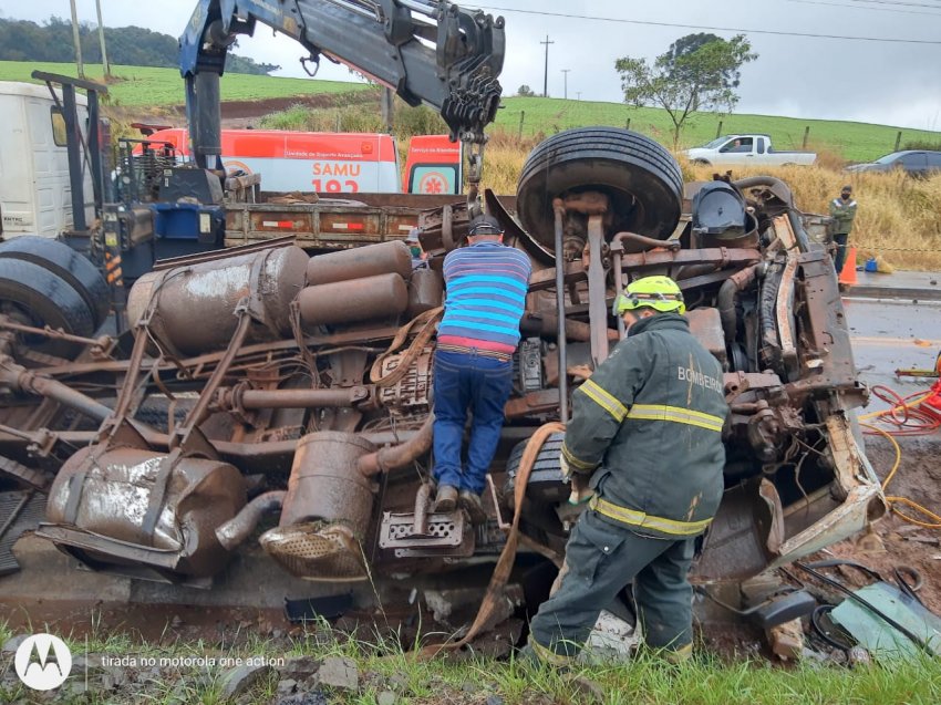 Acidente aconteceu na manhã desta terça-feira (28), no km 500 da BR-282