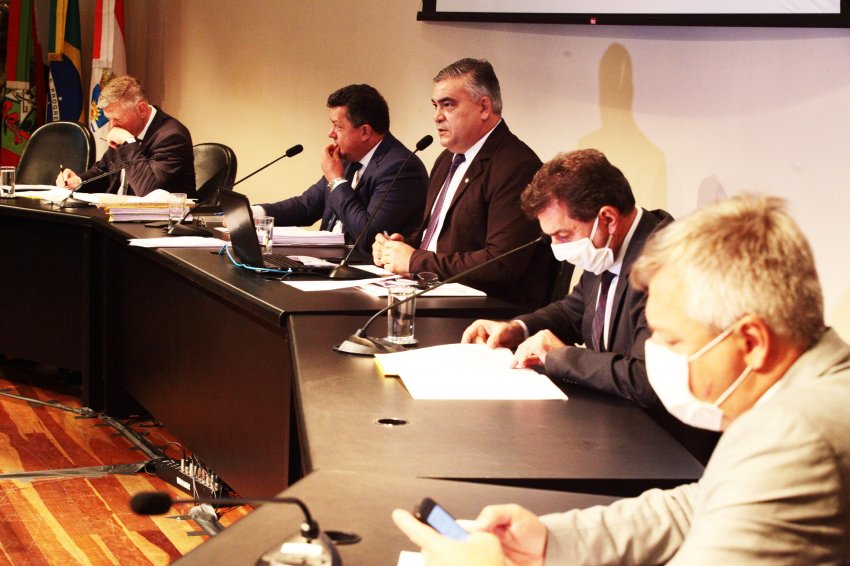 CPI dos Respiradores realizou mais uma reunião no final da tarde desta terça-feira (19)