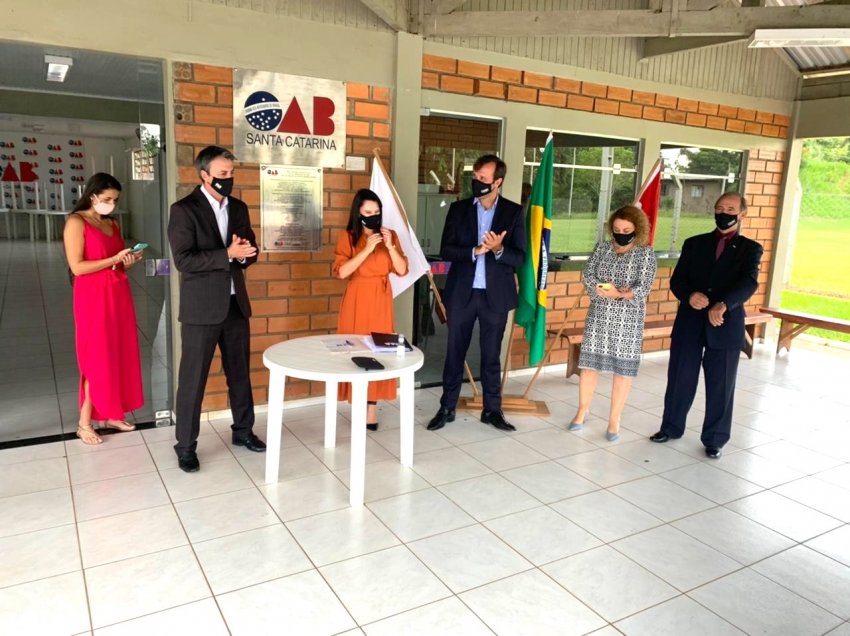 Diretoria Estadual da OAB e Subseção de São Miguel do Oeste no lançamento das obras de revitalização da Sede Balneária