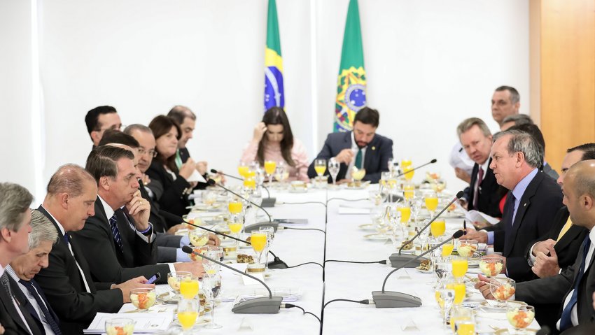 Encontro de parlamentares catarinenses com Bolsonaro aconteceu nesta quinta-feira (15)