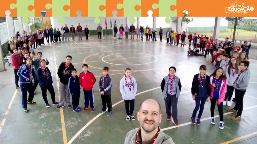 Grupo Escoteiro Áquila desenvolveu atividade com alunos da Escola Básica Municipal Cecília Meireles (Foto: Assessoria)