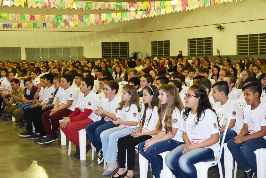 Mais de 150 alunos da Rede Municipal de Ensino se formaram no Proerd em Xaxim (Foto: Prefeitura de Xaxim)