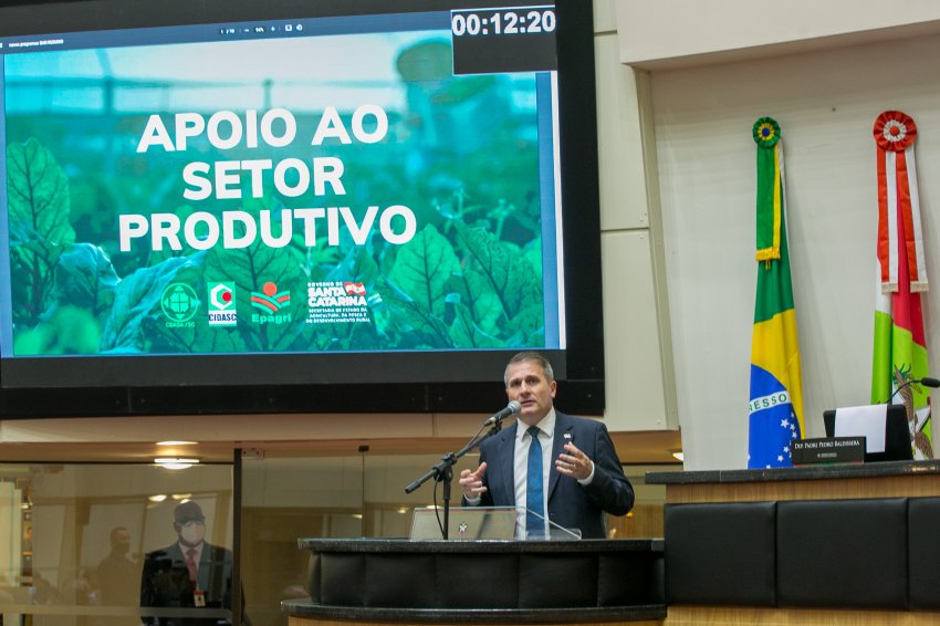 Secretário da Agricultura, da Pesca e do Desenvolvimento Rural de Santa Catarina, Altair Silva, na Alesc nesta quarta-feira (24)
