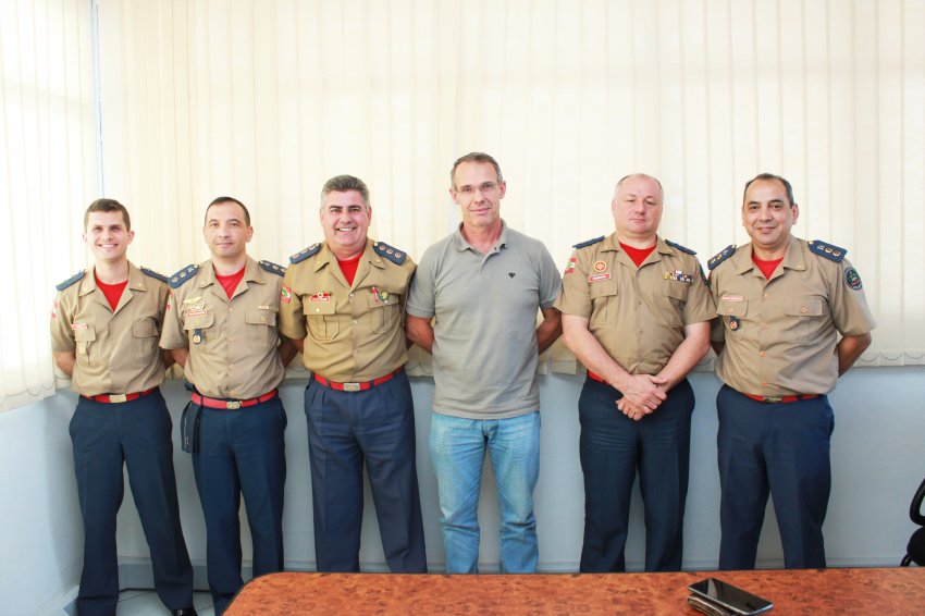 Comandantes dos quatro batalhões se reuniram para discutir sobre os novos bombeiros