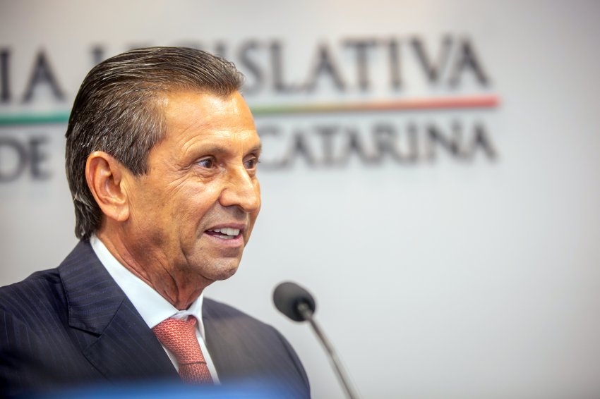 Presidente da Alesc, Julio Garcia, obteve apoio maciço dos deputados catarinenses