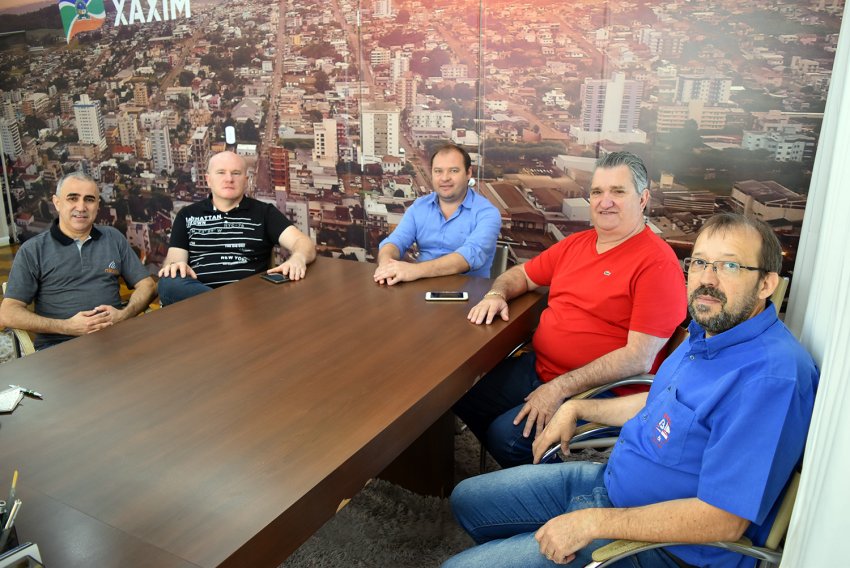 Membros do diretório do PSL de Xaxim estiveram na Prefeitura de Xaxim e visitaram Lírio Dagort e Adriano Bortolanza