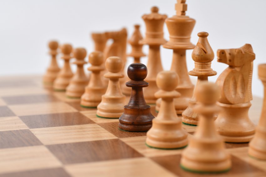 Criciúma Chess Open reúne 134 enxadristas de vários países em competição internacional, organizada pela Prefeitura e entidades locais, com programação extensa incluindo turismo e visitas a pontos históricos