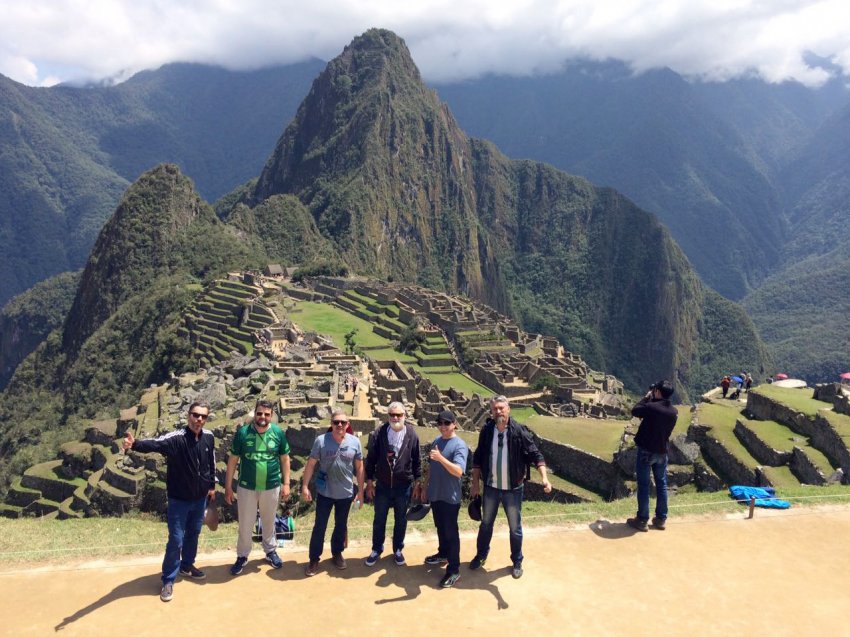 Tarciso Corso viajou de motocicleta com mais cinco amigos para Machu Picchu, no Peru (Foto: Arquivo Pessoal)